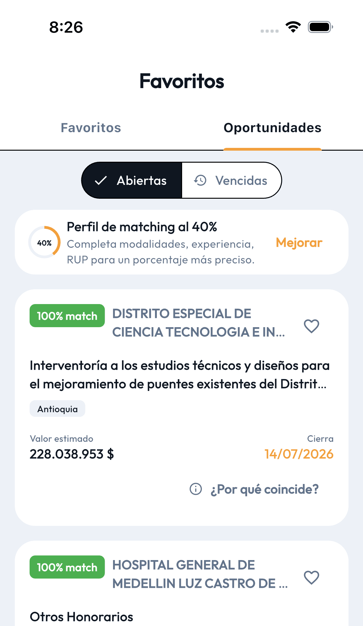 Lista de oportunidades con 100% de compatibilidad y botón de favorito